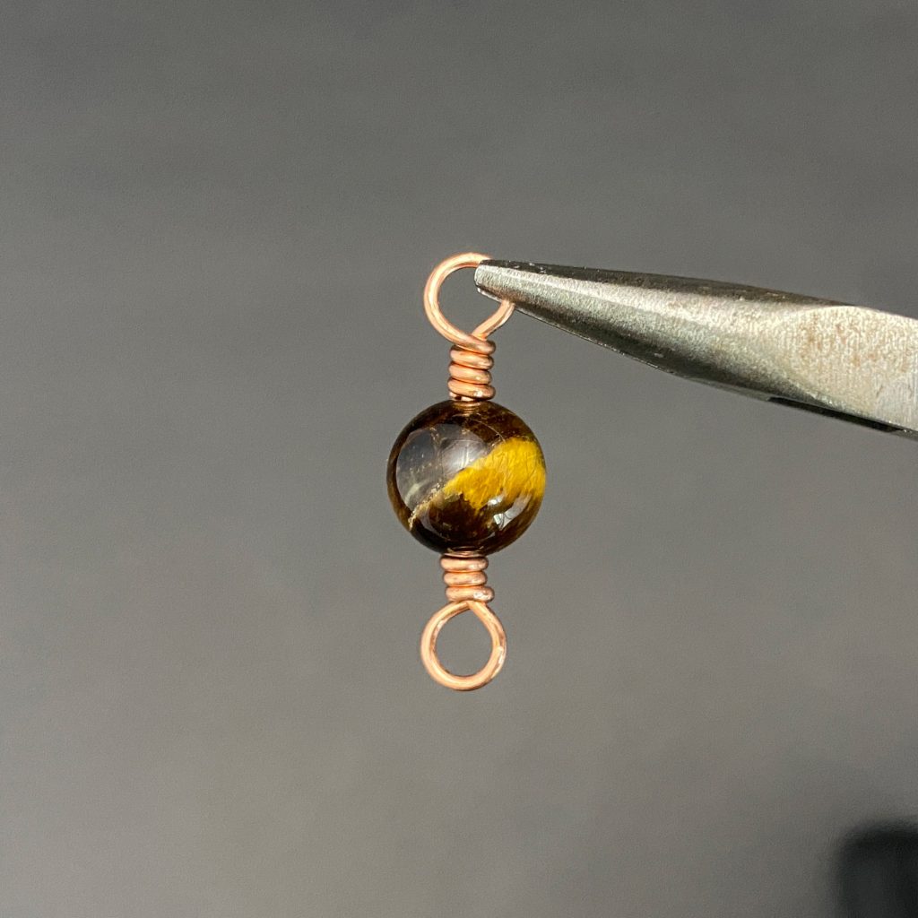 How to make a wire-wrapped bead link