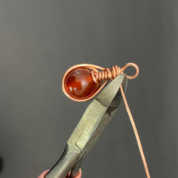 How to wire wrap a bead pendant