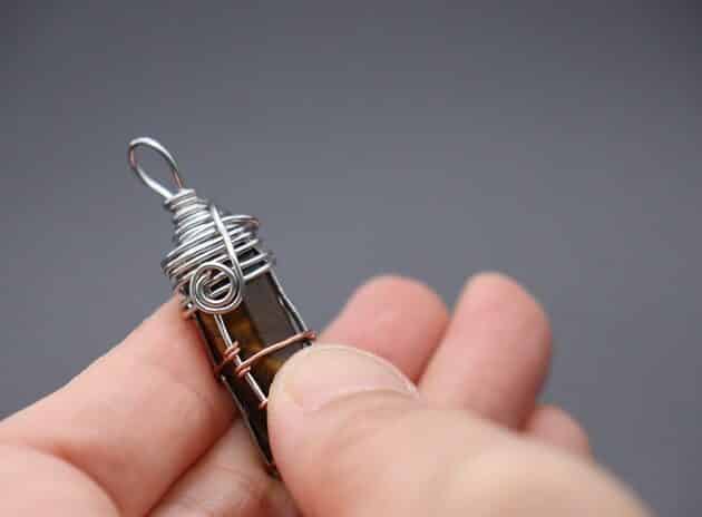 Wire-Wrapping Crystal Tower Point Tutorials 50