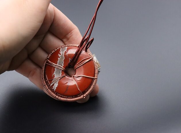 Wire-Wrapping Donut Pendant Tutorials 132