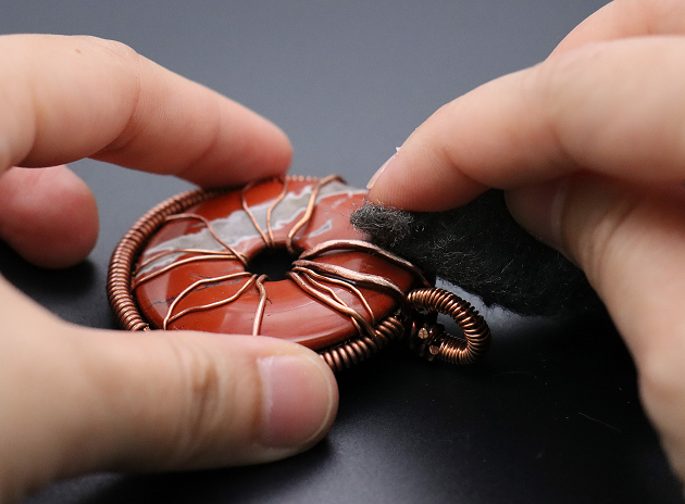 Wire-Wrapping Donut Pendant Tutorials 185