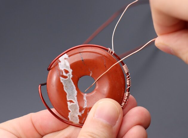 Wire-Wrapping Donut Pendant Tutorials 22
