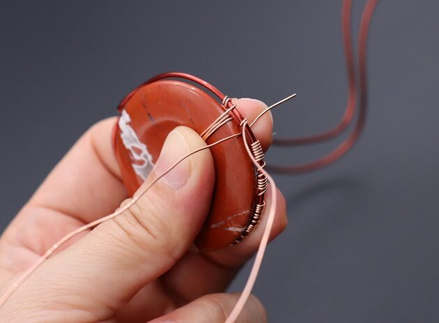 Wire-Wrapping Donut Pendant Tutorials 36