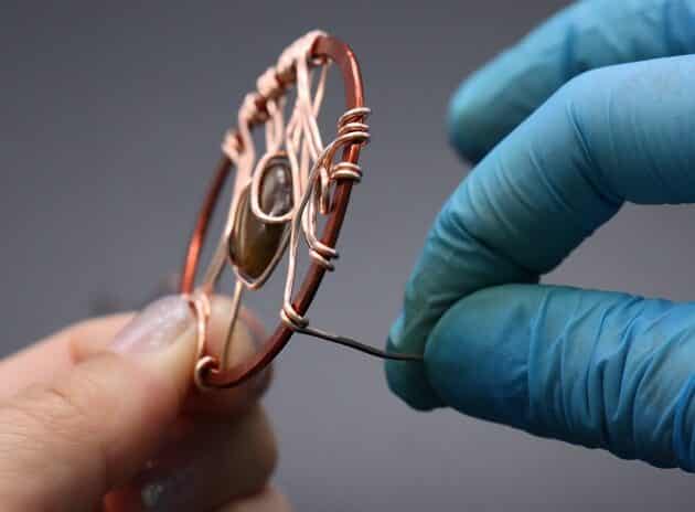 Wire-wrapping Circular Artisan Brown Gemstone Pendant Tutorial 104