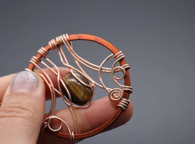 Wire-wrapping Circular Artisan Brown Gemstone Pendant Tutorial 111