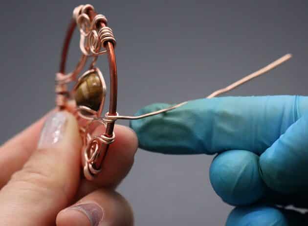 Wire-wrapping Circular Artisan Brown Gemstone Pendant Tutorial 118