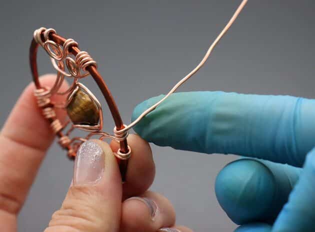 Wire-wrapping Circular Artisan Brown Gemstone Pendant Tutorial 120