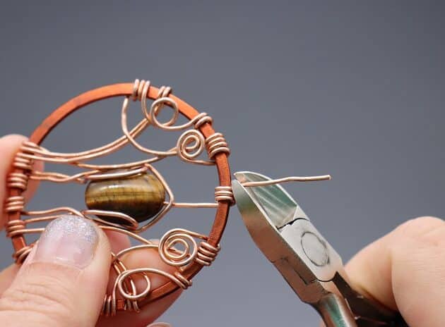 Wire-wrapping Circular Artisan Brown Gemstone Pendant Tutorial 136