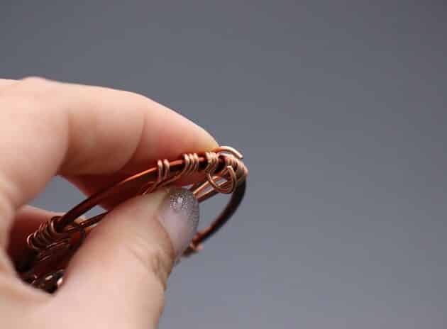 Wire-wrapping Circular Artisan Brown Gemstone Pendant Tutorial 145