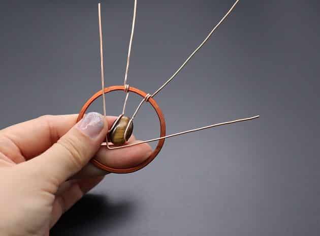 Wire-wrapping Circular Artisan Brown Gemstone Pendant Tutorial 45