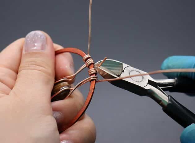 Wire-wrapping Circular Artisan Brown Gemstone Pendant Tutorial 62