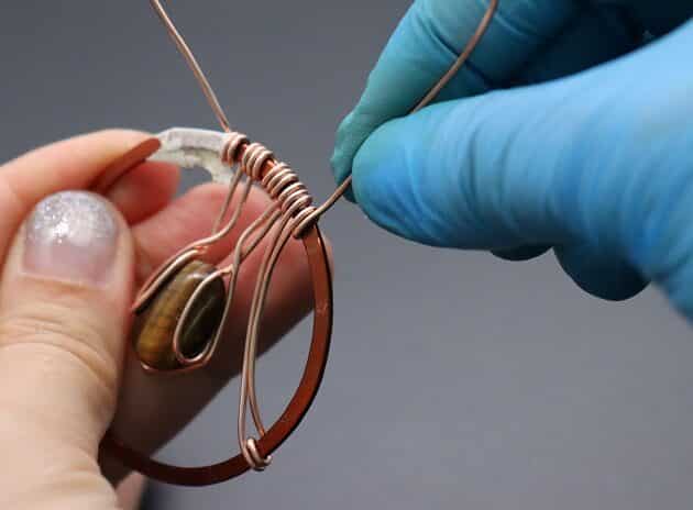 Wire-wrapping Circular Artisan Brown Gemstone Pendant Tutorial 72