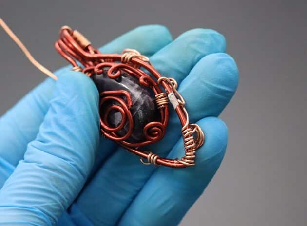 Wire-Wrapping Dazzling Black Oval Gemstone With Wire Roses Pendant Tutorial 139
