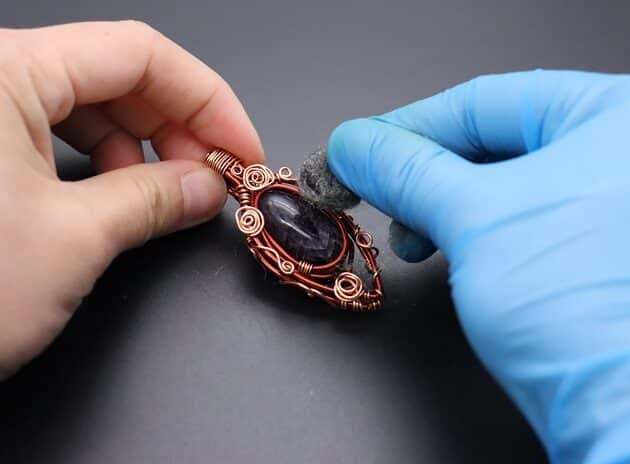 Wire-Wrapping Dazzling Black Oval Gemstone With Wire Roses Pendant Tutorial 149