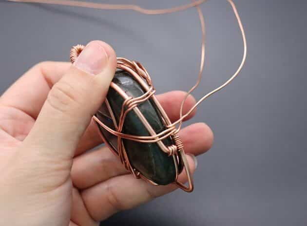 Wire-Wrapping Contemporary Black Labradorite Pendant Tutorial 91