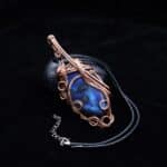 Wire-Wrapping Iridescent Blue Labradorite With Swirls Pendant Tutorial 0