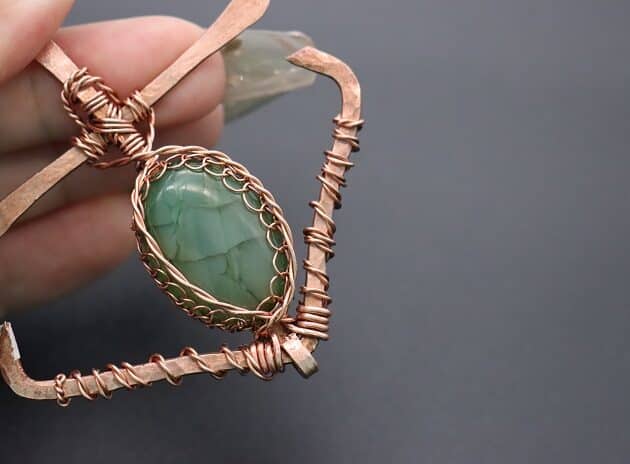 Wire-Wrapping Charming Anchor With Green Oval Gemstone Pendant Tutorial 116