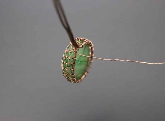 Wire-Wrapping Charming Anchor With Green Oval Gemstone Pendant Tutorial 78