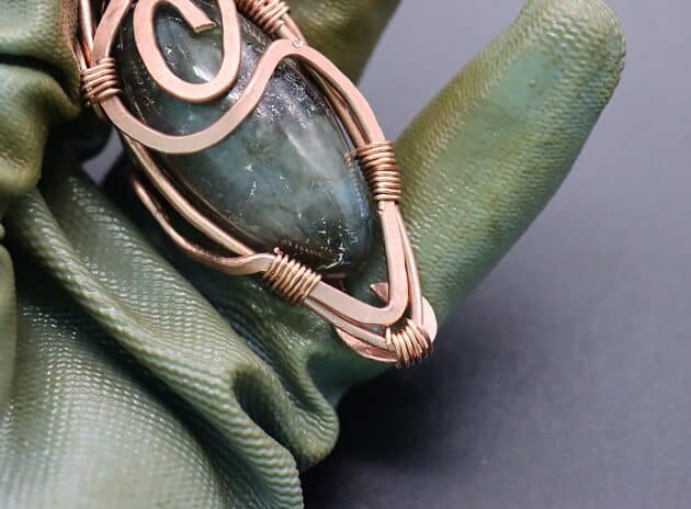 Wire Wrapping Opulent Marquise Labradorite Cabochon Pendant Tutorial 140