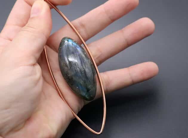 Wire Wrapping Opulent Marquise Labradorite Cabochon Pendant Tutorial 7