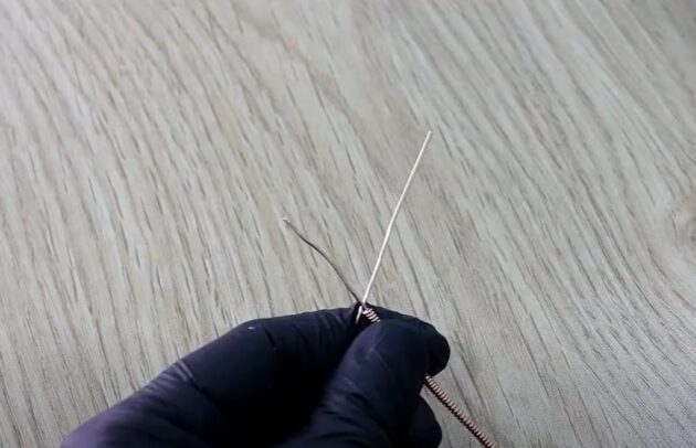 Creating a Tubular Weave Wire Wrapping with Coiled Coil 3