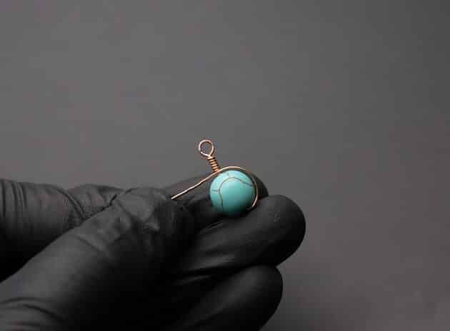 Wire-Wrapping Turquoise Bead Herringbone Weave Earrings Tutorial 19
