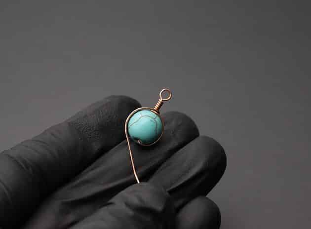 Wire-Wrapping Turquoise Bead Herringbone Weave Earrings Tutorial 24