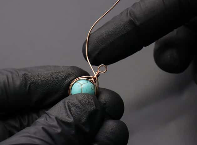 Wire-Wrapping Turquoise Bead Herringbone Weave Earrings Tutorial 35
