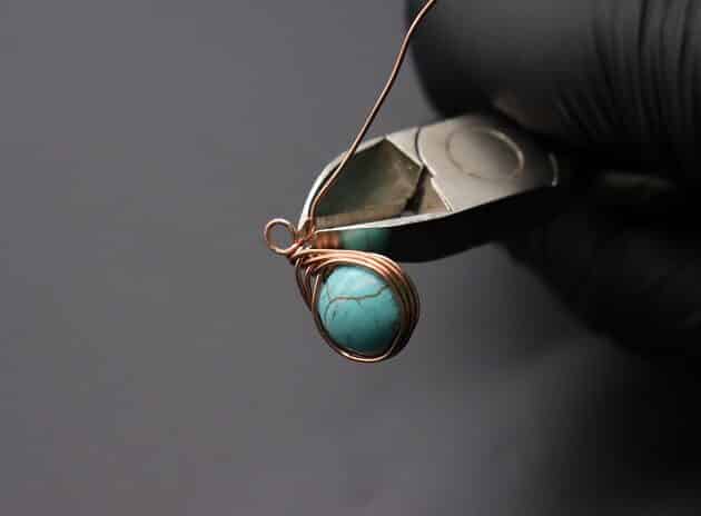 Wire-Wrapping Turquoise Bead Herringbone Weave Earrings Tutorial 47