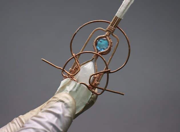 Wire-Wrapping Beautiful Hexagonal Crystal Point Pendant Tutorial 121