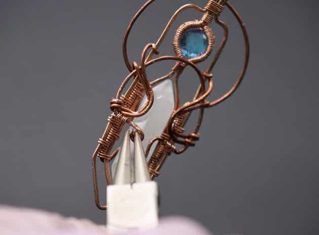 Wire-Wrapping Beautiful Hexagonal Crystal Point Pendant Tutorial 130