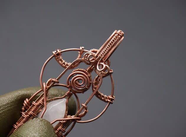 Wire-Wrapping Beautiful Hexagonal Crystal Point Pendant Tutorial 181