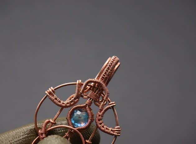 Wire-Wrapping Beautiful Hexagonal Crystal Point Pendant Tutorial 182