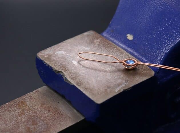 Wire-Wrapping Beautiful Hexagonal Crystal Point Pendant Tutorial 41