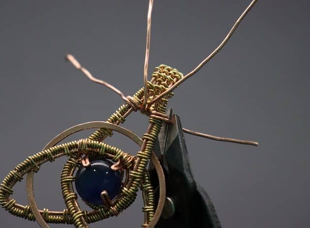 Wire Wrapping Abstract Geometric Round Gemstone Pendant Tutorial 86