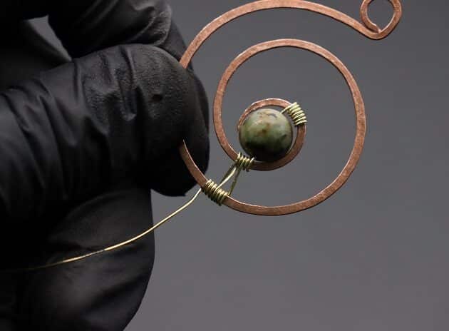 Wire-Wrapping Elegant Gold Copper Nautilus Bead Pendant Tutorial 35