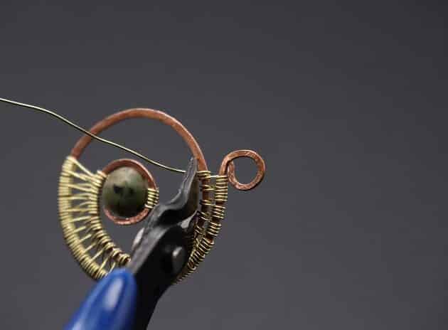 Wire-Wrapping Elegant Gold Copper Nautilus Bead Pendant Tutorial 43