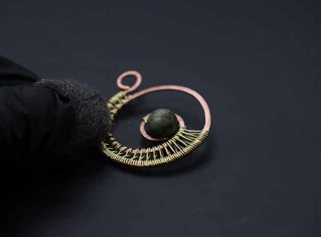 Wire-Wrapping Elegant Gold Copper Nautilus Bead Pendant Tutorial 45