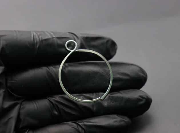Wire-Wrapping Large Hammered Silver Circle Drop Earrings Tutorial 10