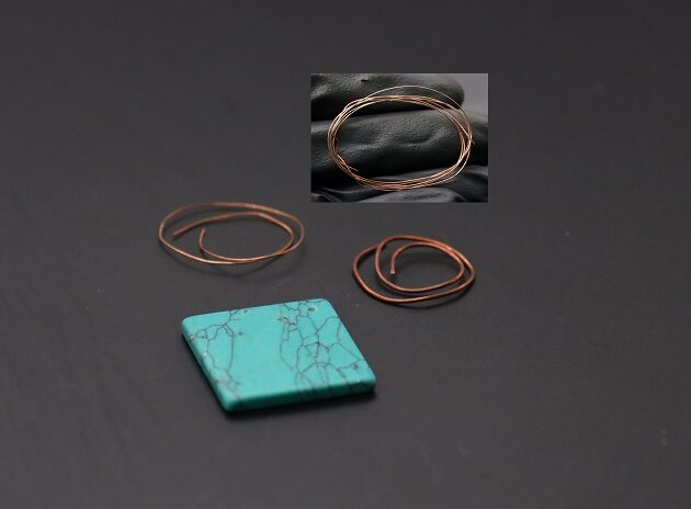 Wire-Wrapping Square Cabochon With Copper Flower Pendant Tutorial 1