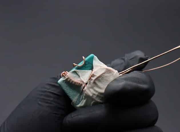 Wire-Wrapping Square Cabochon With Copper Flower Pendant Tutorial 30