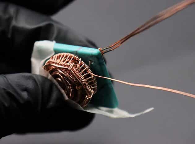 Wire-Wrapping Square Cabochon With Copper Flower Pendant Tutorial 35