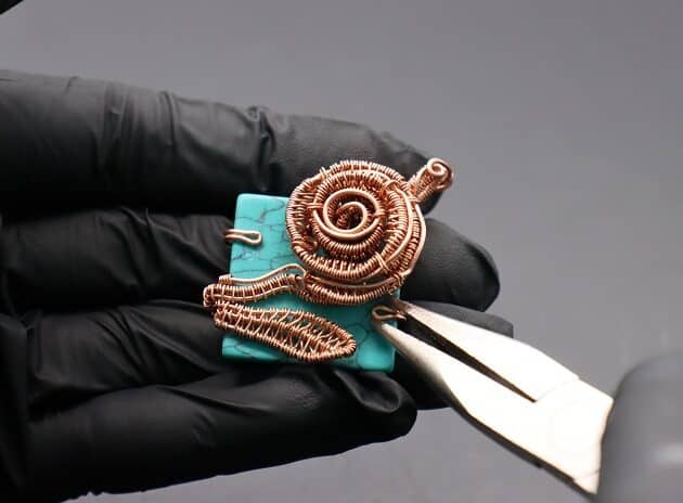Wire-Wrapping Square Cabochon With Copper Flower Pendant Tutorial 75