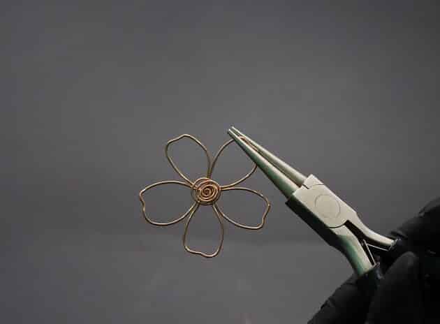 Wire-Wrapping Large Copper Wire Flower Drop Earrings Tutorial 16