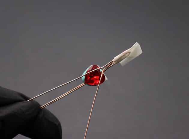 Wire-Wrapping Copper Rose With Heart Shaped Ruby Pendant Tutorial 11