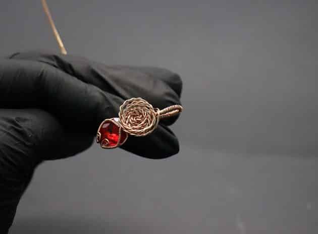 Wire-Wrapping Copper Rose With Heart Shaped Ruby Pendant Tutorial 56