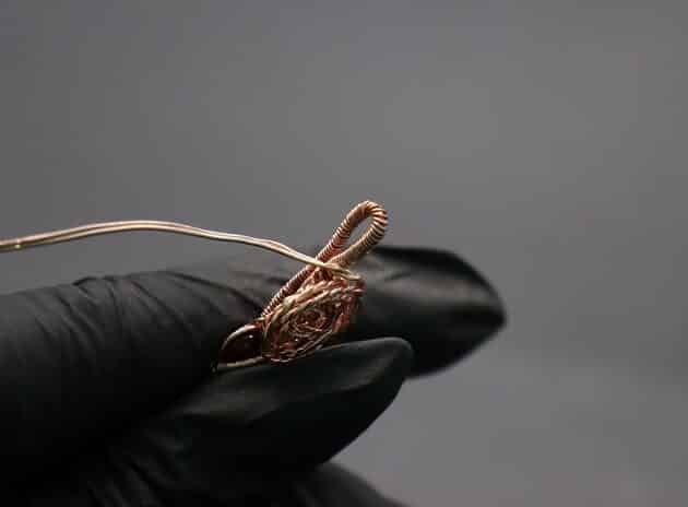 Wire-Wrapping Copper Rose With Heart Shaped Ruby Pendant Tutorial 57