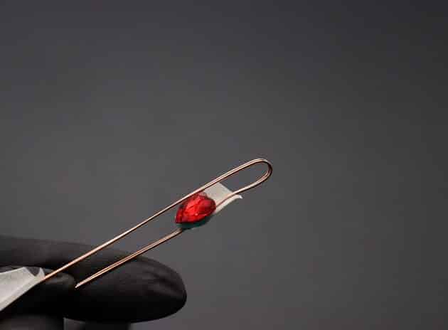 Wire-Wrapping Copper Rose With Heart Shaped Ruby Pendant Tutorial 7