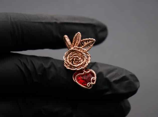 Wire-Wrapping Copper Rose With Heart Shaped Ruby Pendant Tutorial 93