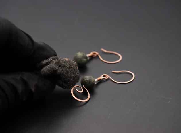 Wire-Wrapping Simple Copper Swirl Dangle Bead Earrings Tutorial 35